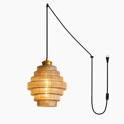 Suspension lumineuse &agrave; brancher en verre stri&eacute;