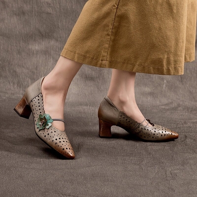 Sandalias Mary Jane de tac&oacute;n medio de cuero hechas a mano para mujer, estilo retro, con punta en punta, color gris