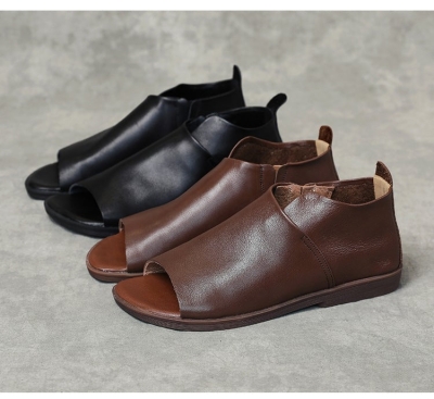 Sandali comodi da donna in pelle fatti a mano con punta aperta e slip-on