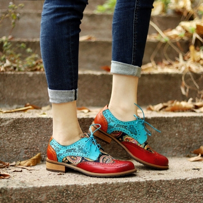 Scarpe brogue in pelle con lacci fatte a mano in stile boh&eacute;mien da donna