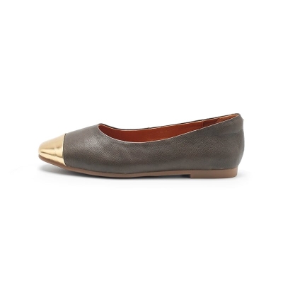 Zapatos planos de piel de oveja hechos a mano para mujer con dise&ntilde;o de bloques de color y puntera dorada en 7 colores.