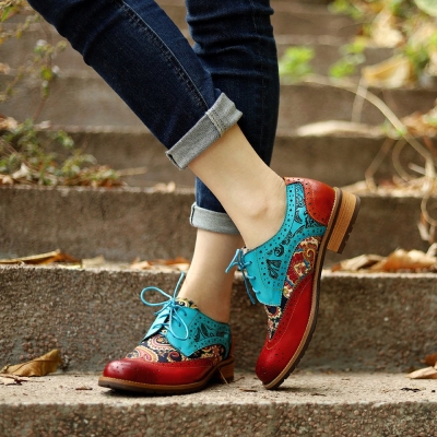 Scarpe brogue in pelle con lacci fatte a mano in stile boh&eacute;mien da donna