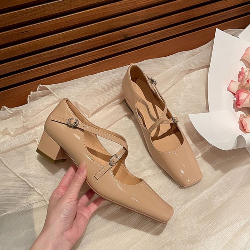 Zapatos Mary Jane de 45 mm con doble tira, hechos a mano en piel, en negro, beige y albaricoque.