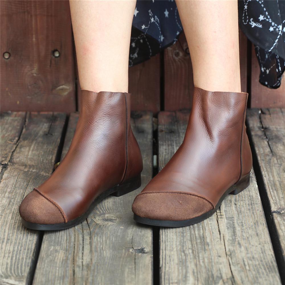 Botas planas de piel suave para mujer, descalzas, con dise&ntilde;o original en color caf&eacute;/negro.