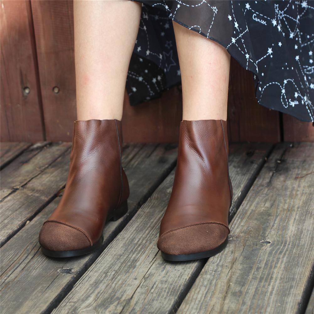 Botas planas de piel suave para mujer, descalzas, con dise&ntilde;o original en color caf&eacute;/negro.
