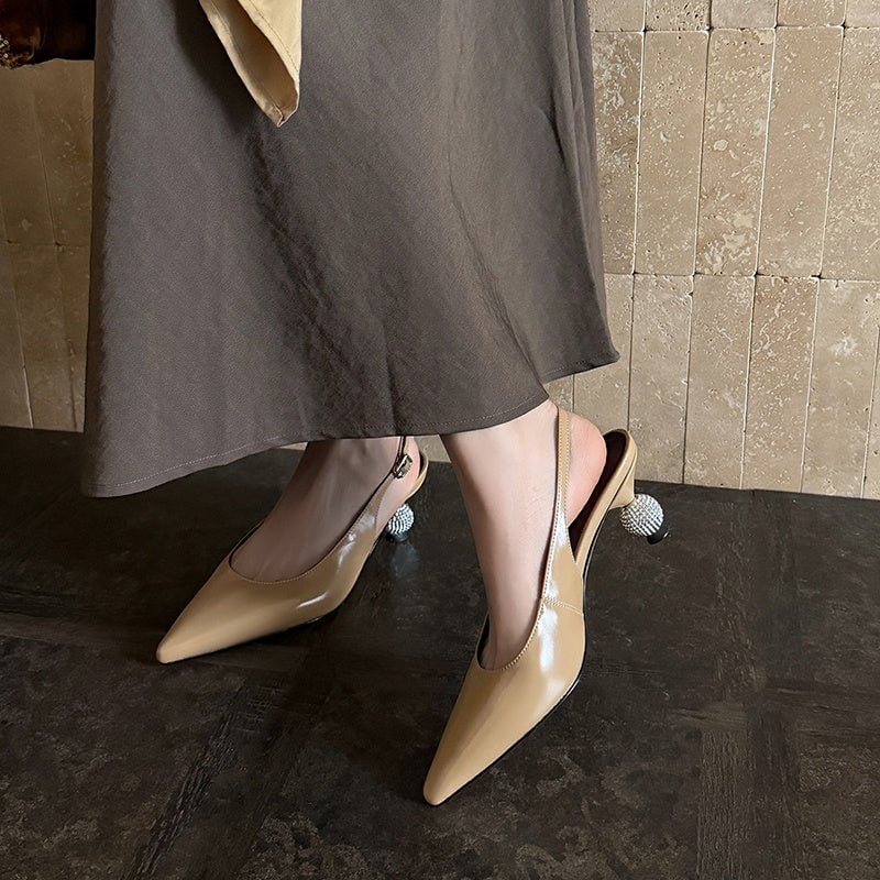 Sandalias elegantes de lujo con punta puntiaguda y pedrer&iacute;a para mujer