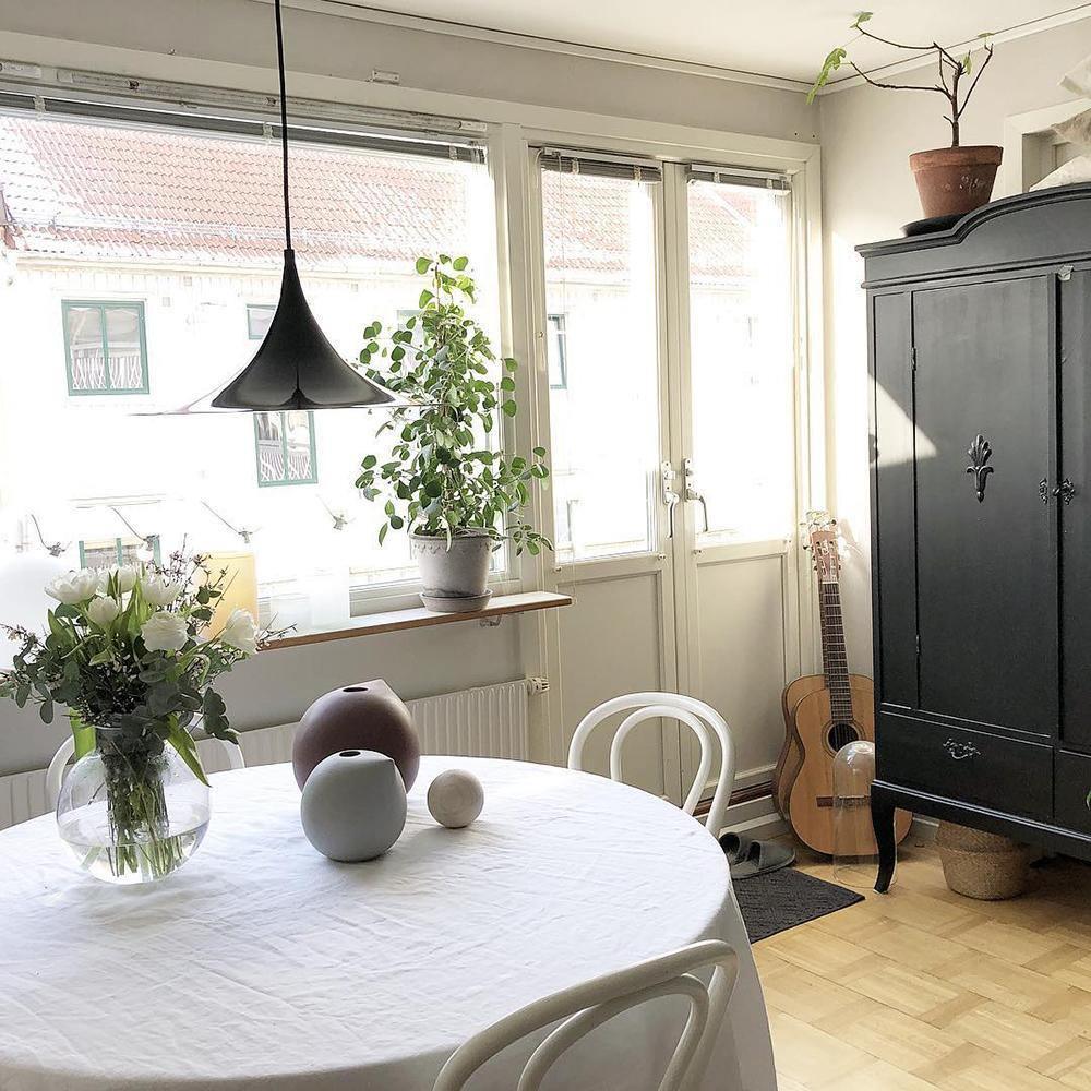 Bogenf&ouml;rmige Aluminium-Pendelleuchte mit Stecker