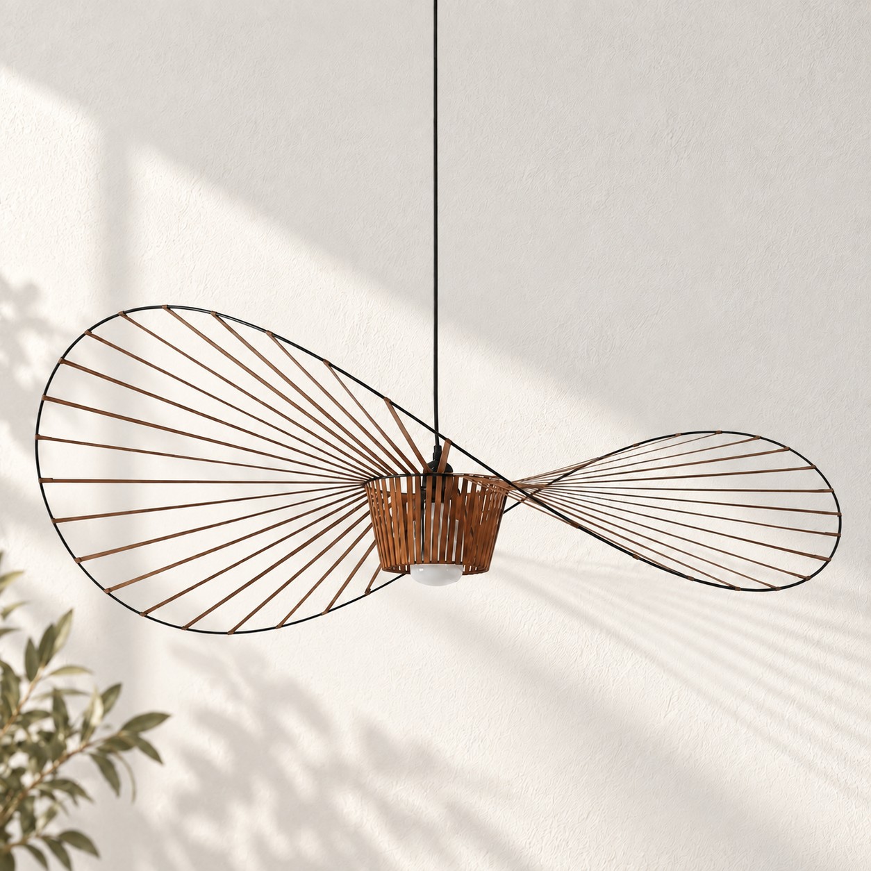 Vertigo straw-hat fiberglass pendant lamp