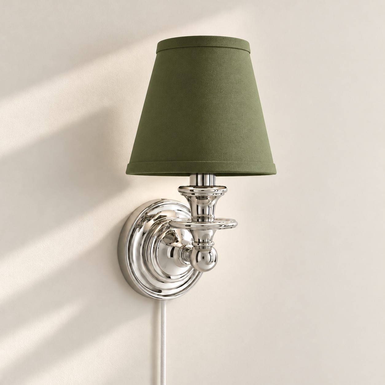 Sconce da parete Rowan senza fili con paralume piatto a tamburo - Lampada da parete in tessuto plug-in