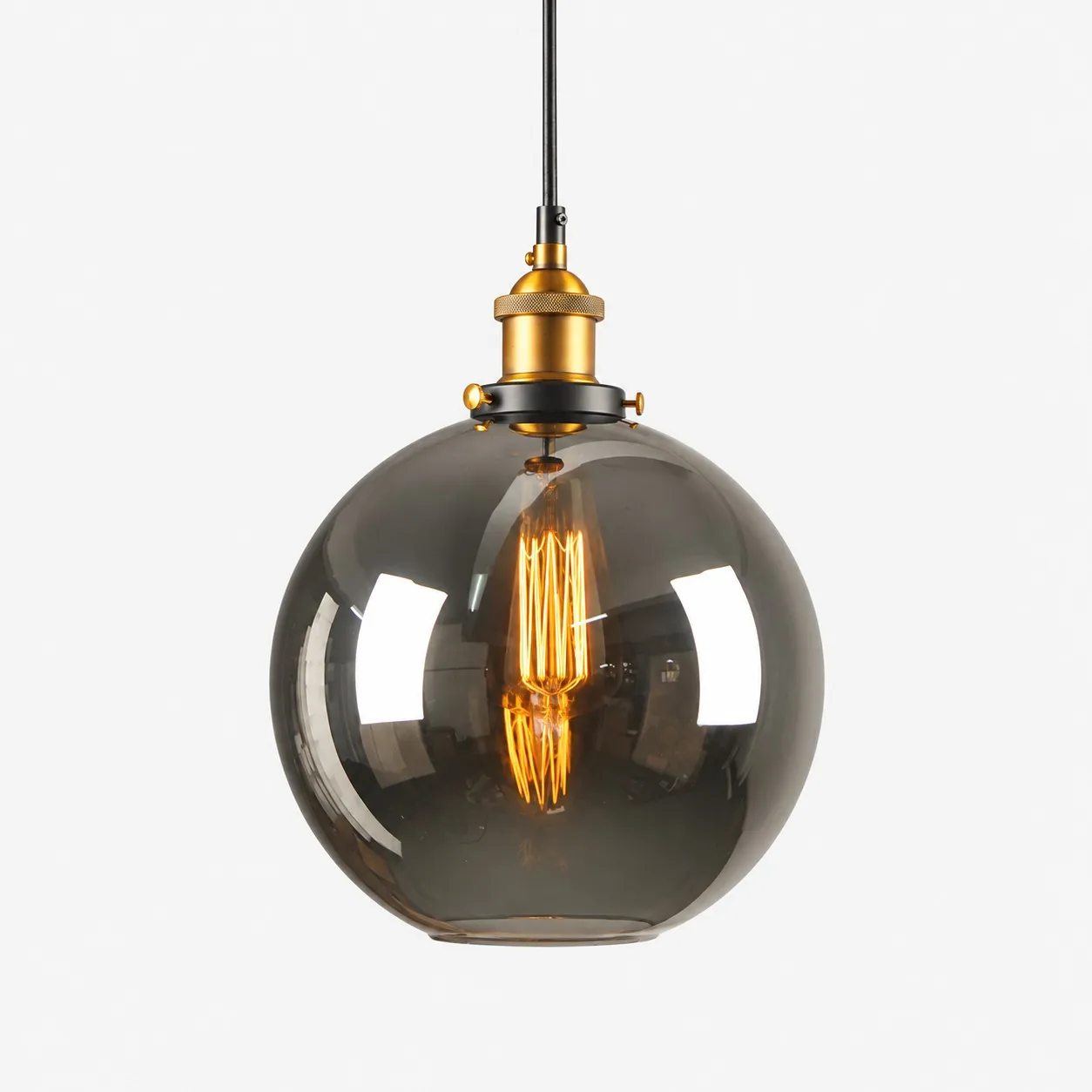 Suspension minimaliste en verre