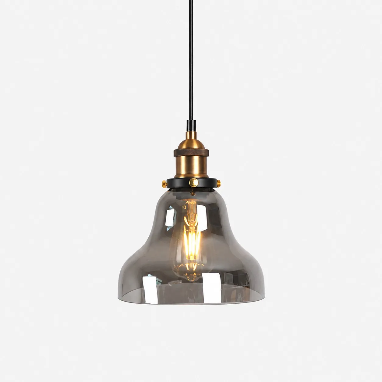 Suspension minimaliste en verre