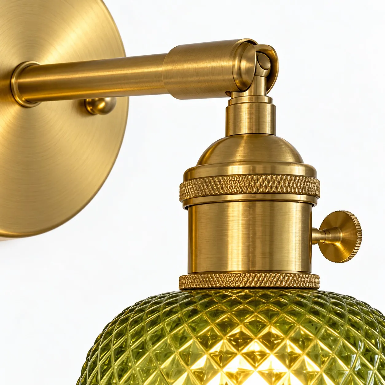 Groene glazen wandlamp