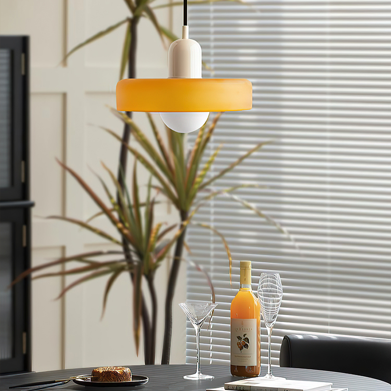 Suspension en verre Morandi Disc Orb pour salle &agrave; manger et salon